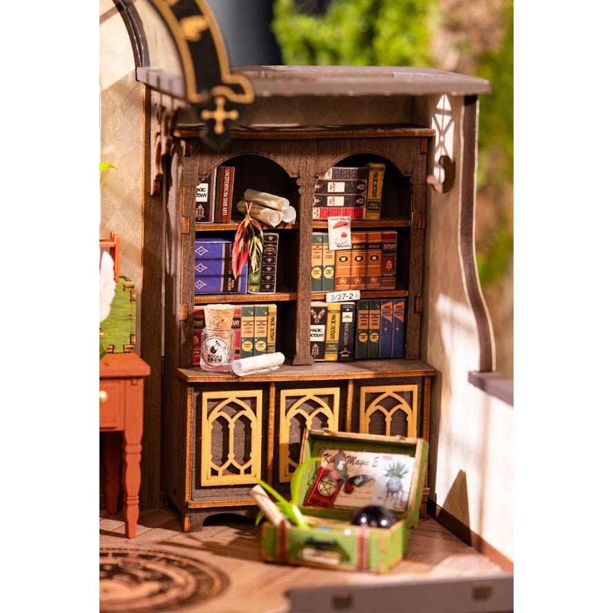 Robotime, DIY Huisje The Magic Study met LED verlichting, DG166, 21x13x19cm