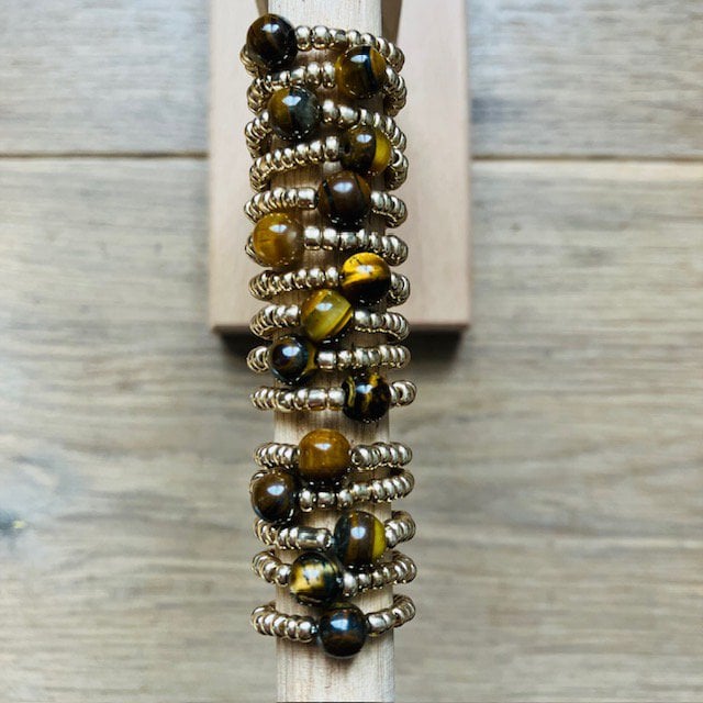 Luna-Leena - Ring - Tiger eye bruin - Handgemaakt van een bestaande ketting in Nepal