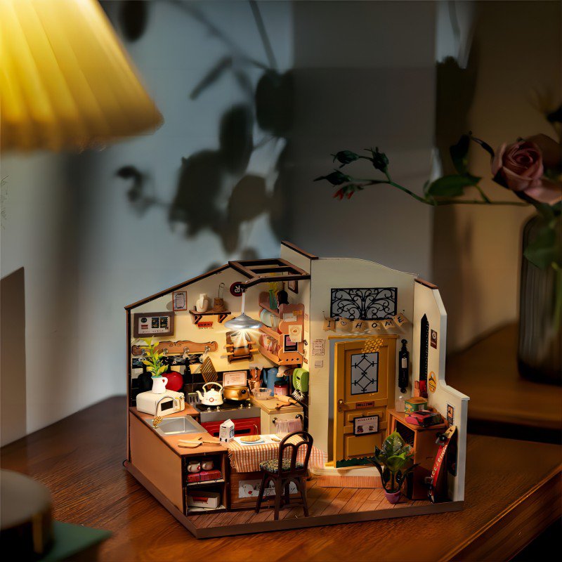 Robotime, DIY Huisje Homey/Cozy Kitchen met LED verlichting, DG159, 19x17,1x18,5cm
