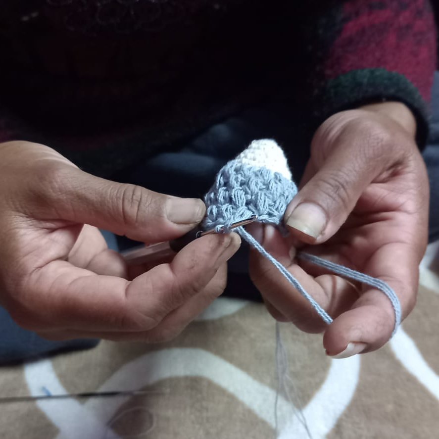 Luna-Leena Keychain Fish - Grijs - Organisch katoen - Handhaak in Nepal