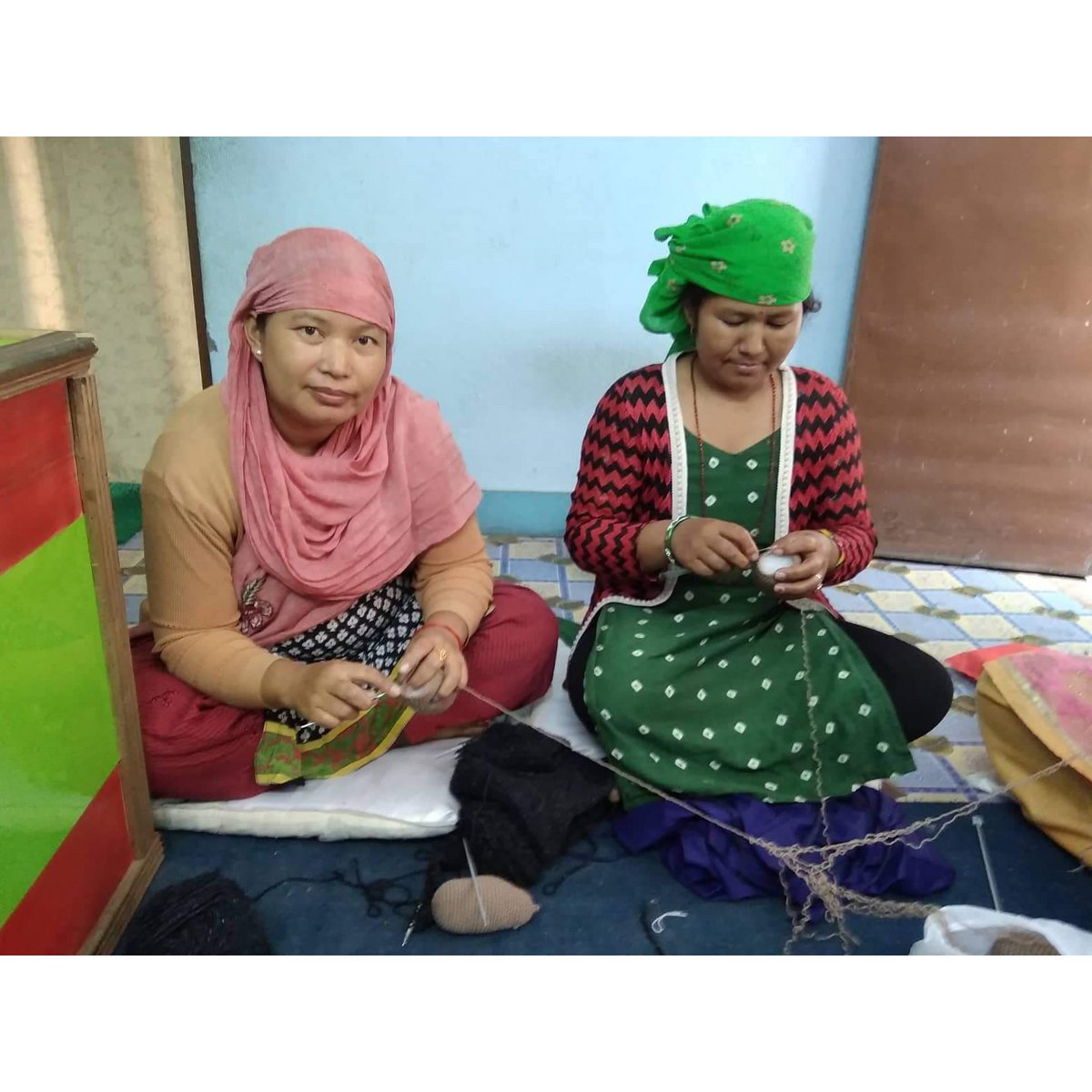 Luna-Leena rendier met coltrui groen - 100% zachte wol - Handgehaakt in Nepal