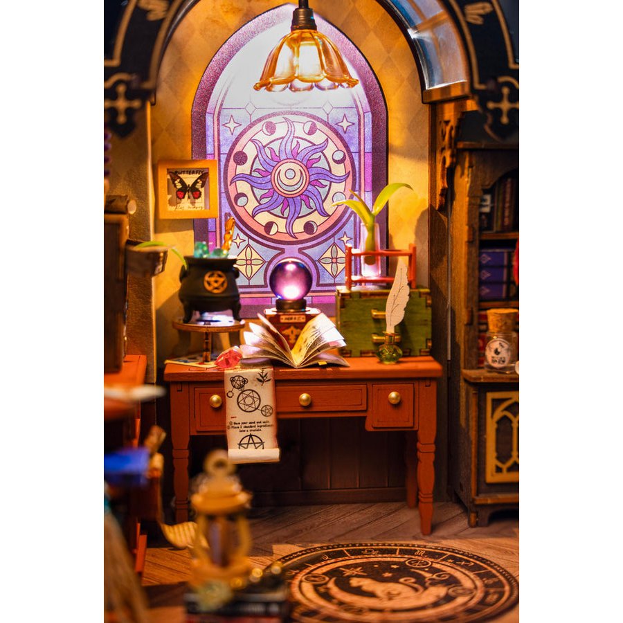 Robotime, DIY Huisje The Magic Study met LED verlichting, DG166, 21x13x19cm