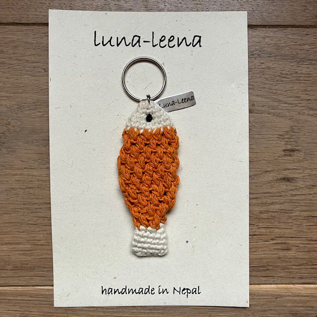 Luna-Leena Keychain Fish - Oranje - Handgehaakt in Nepal