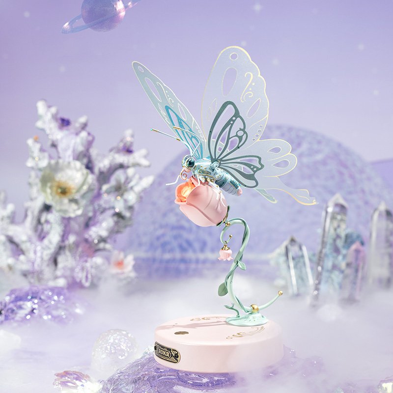 Robotime, 3D DIY Kunststof Bouwpakket Vlinder/ Butterfly Pink, MI05P, 15,5x14,5x23cm