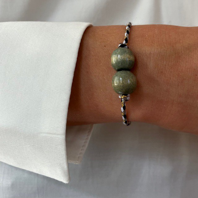 Luna-Leena Bracelet Gray - handgemaakt in Nepal