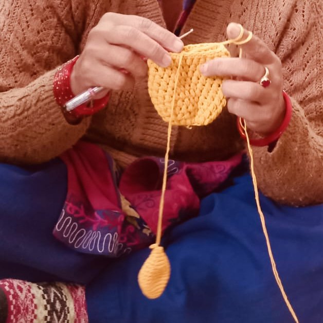 Luna-Leena 2x eierwarmer konijn - Geel - Biologisch katoen - Handgehaakt in Nepal