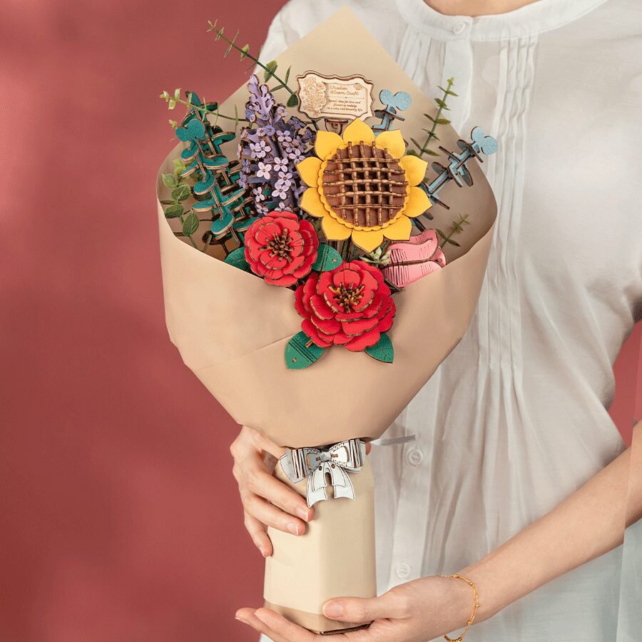 Robotime, DIY Houten Bloemenboeket/Flower Bouquet, TW01H,