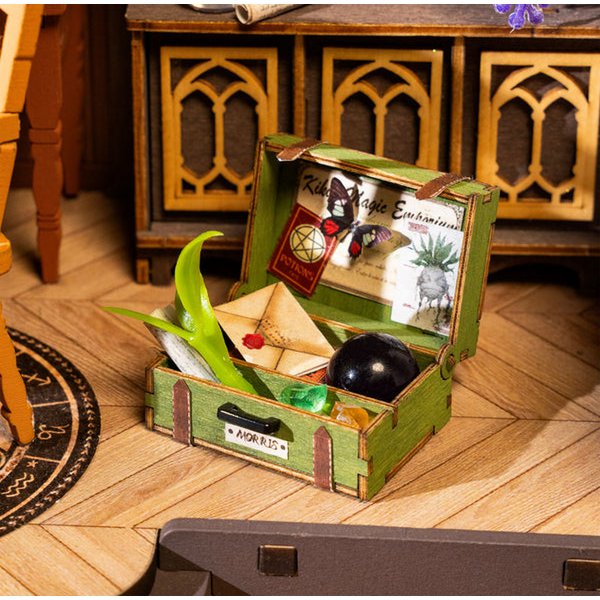 Robotime, DIY Huisje The Magic Study met LED verlichting, DG166, 21x13x19cm