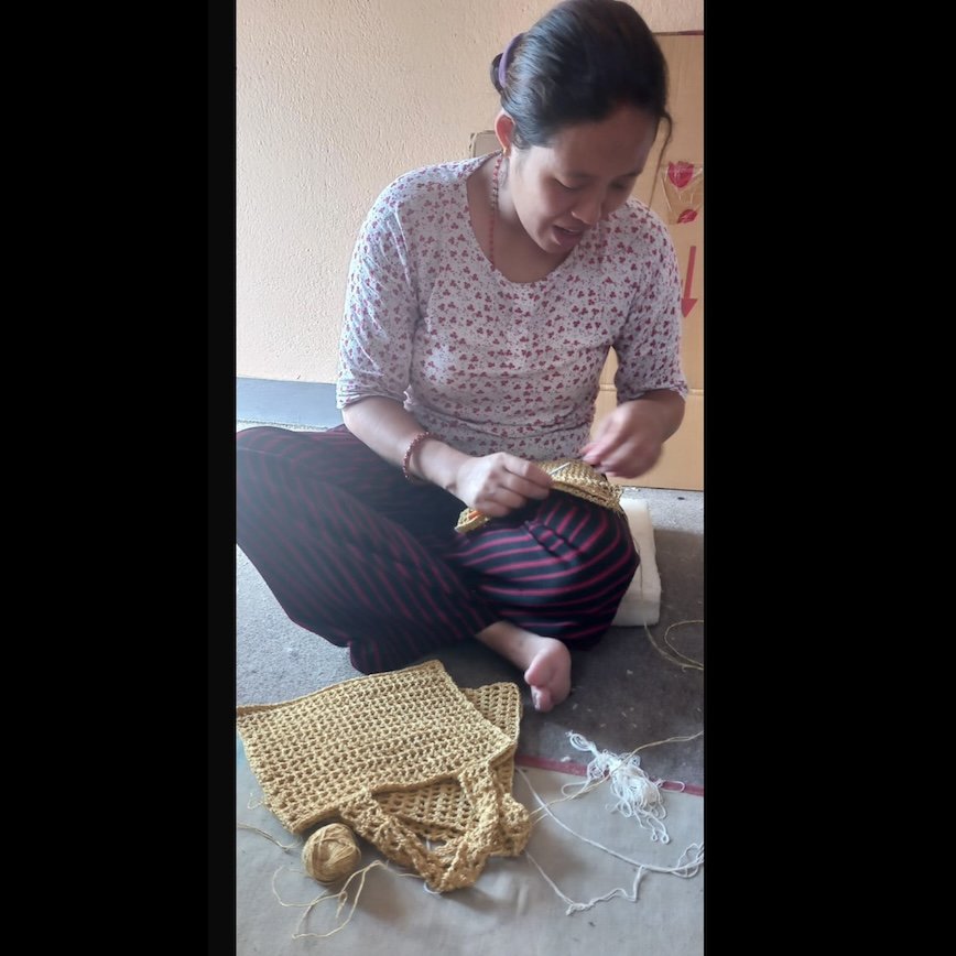 Luna-Leena tas kids goud - lurex garen & biologisch katoen - handgehaakt in Nepal