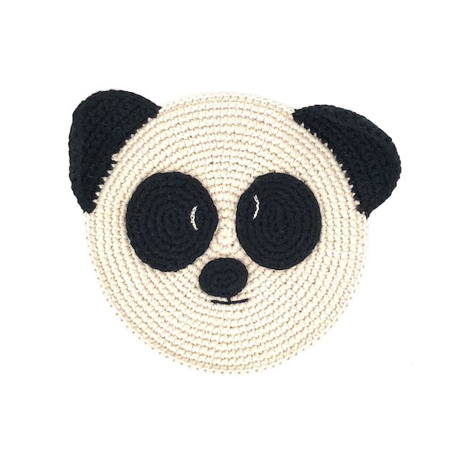 Luna-Leena panda plat knuffeldoekje met geluid - Biologisch katoen - Handgehaakt in Nepal
