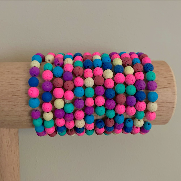 Luna-Leena kinderarmbandkleuren - lava kralen - handgemaakt in Nepal