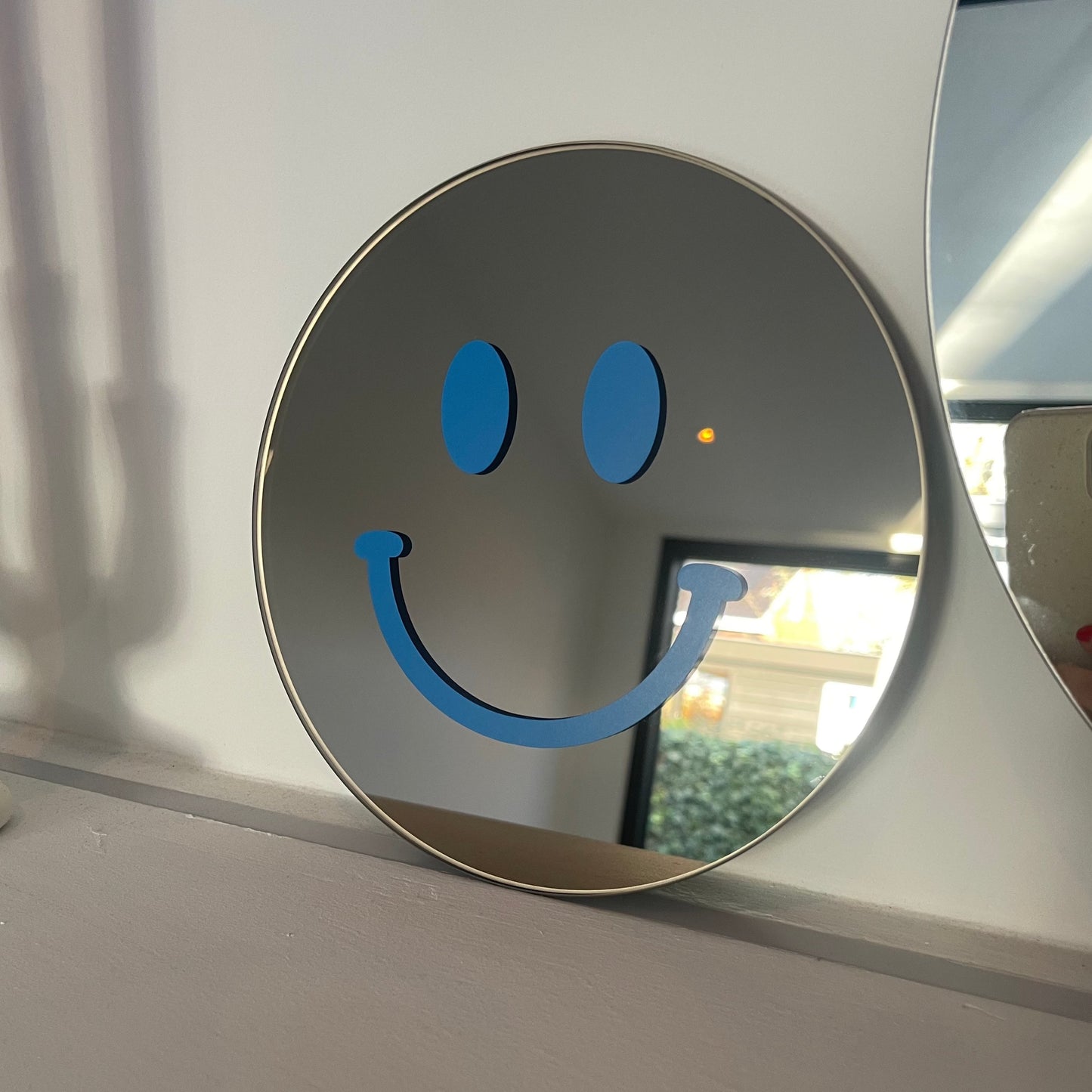 Vrolijkmakende Smiley spiegel Bright Blue Smile