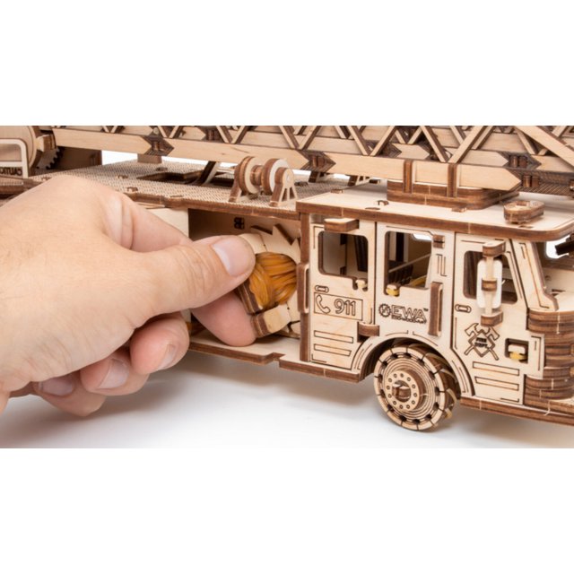 Eco Wood Art (EWA) Mechanische Puzzel Firetruck