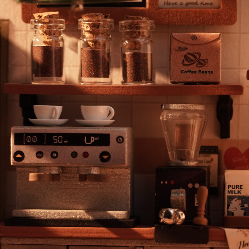 Robotime, DIY Huisje Slow Life Café met LED verlichting