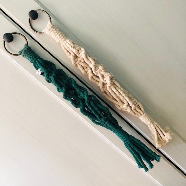 Luna-Leena plantenhanger mini macramé groen - Katoen - L38cm - Handgemaakt in Nepal