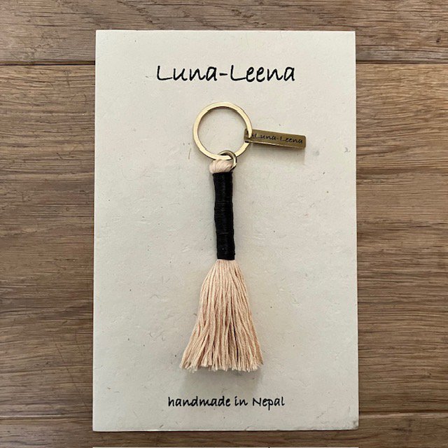Luna-Leena Keychain Lange Tassel Black - handgemaakt in Nepal - Bag Hanger