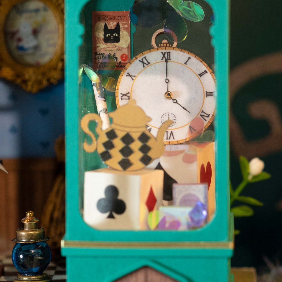 Robotime, DIY Huisje Alice's Tea Store met LED verlichting