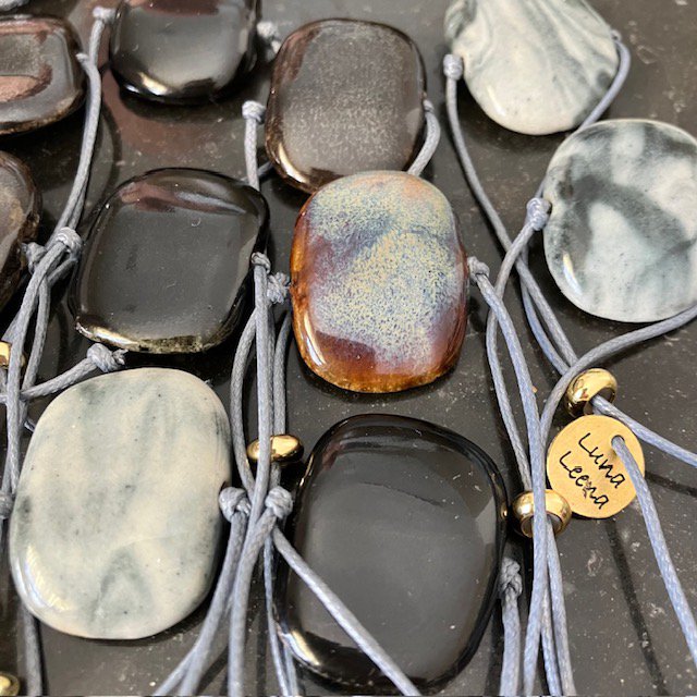 Luna-Leena armband Stone zwart/grijs - Handgemaakt in Nepal