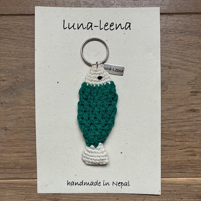 Luna -Leena Keychain Fish - Bag Charm - Groen - Organisch katoen - Handhaak in Nepal - Bag Hanger