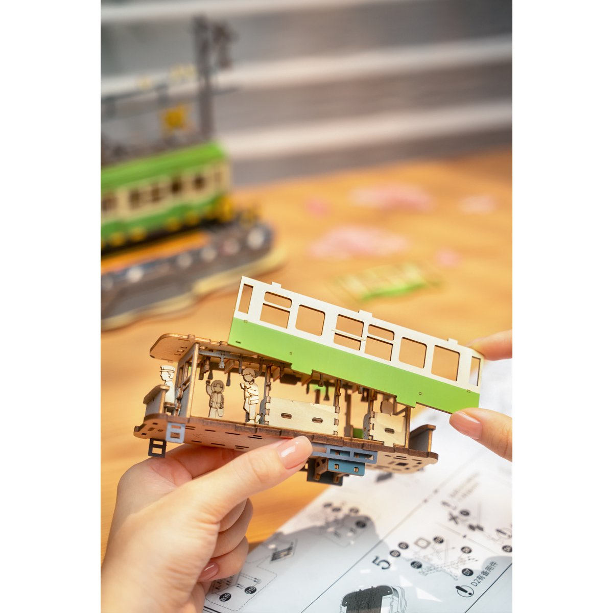 Robotime, DIY 3D Houten Modelbouwpakket, Sakura Journey, TGS02, 23,2x14x16,7cm