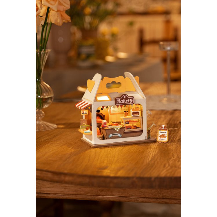 Robotime, DIY Huisje Teddy's Breadbox, DS033, 16x9x14,5cm