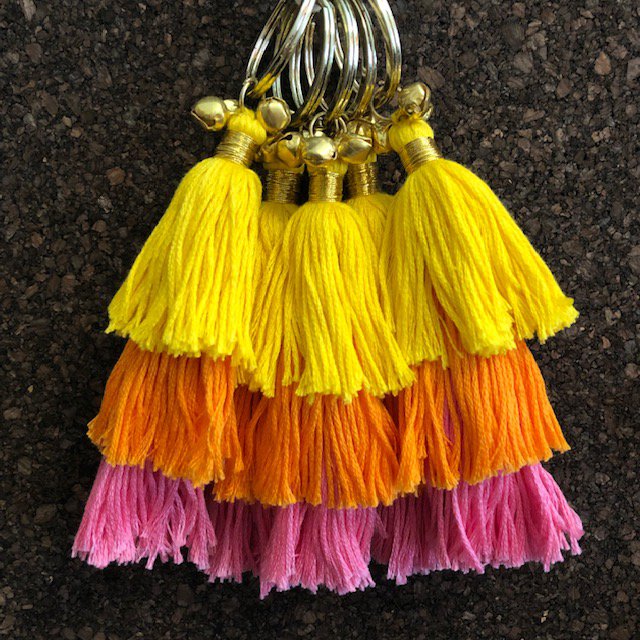 Luna-Leena Keychain Tassels Yellow - Organic Cotton - Handmade in Nepal