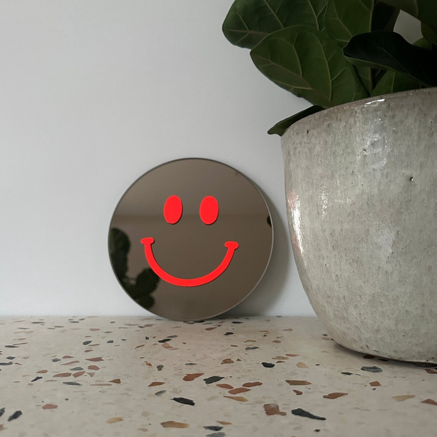 "Dagelijkse geluksboost" Smiley spiegel Neon Orange Smile