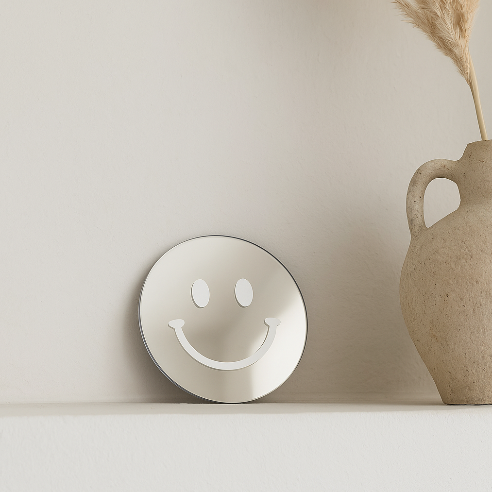 Vrolijkmakende Smiley spiegel White Smile