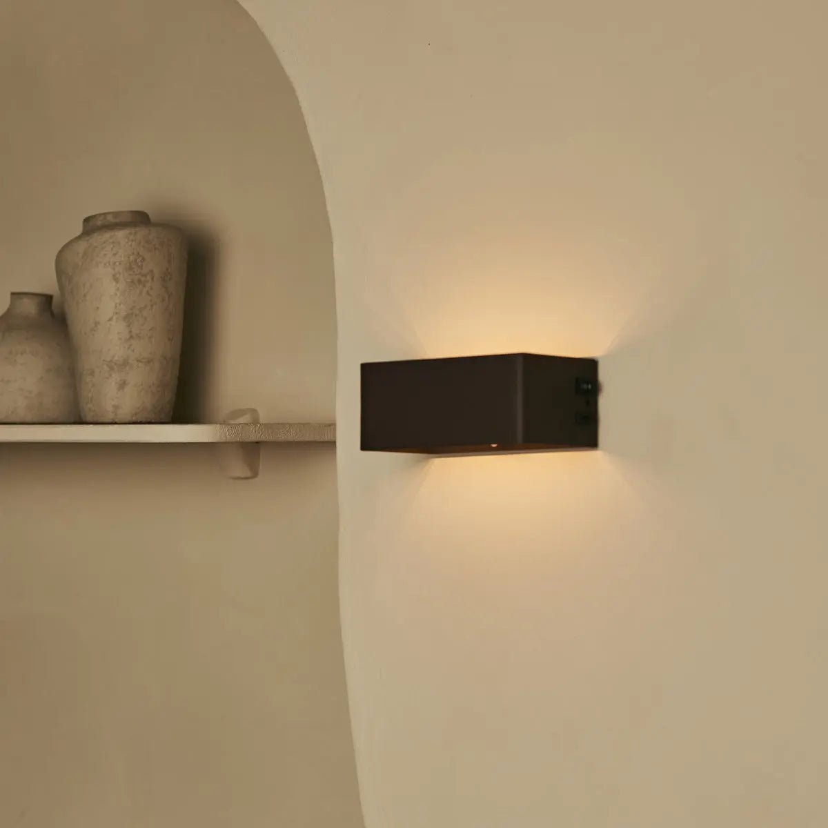 Tavellio - Tessa Mokka Bruin Oplaadbare Wandlamp | Bewegingssensor, 20 lichtmodi Afstandsbediening