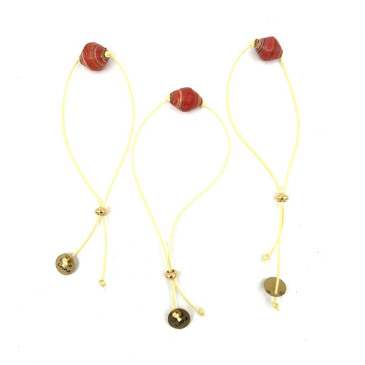Luna-Leena Bracelet Oval Red - gemaakt van bestaande armbanden in Nepal