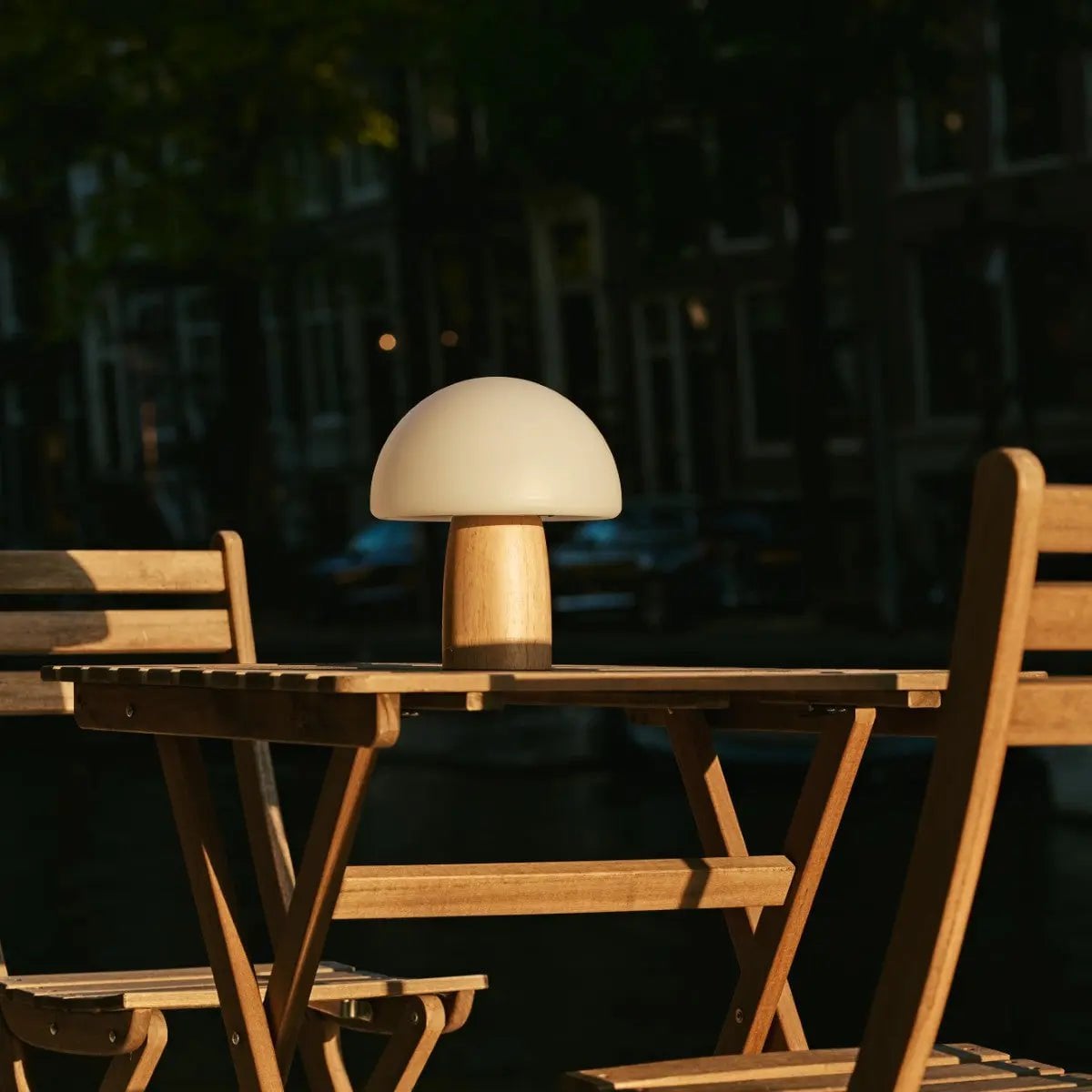 Tavellio - Mia Lichtbruine Stijlvolle Draadloze Tafellamp | Elegant, dimbaar en functioneel