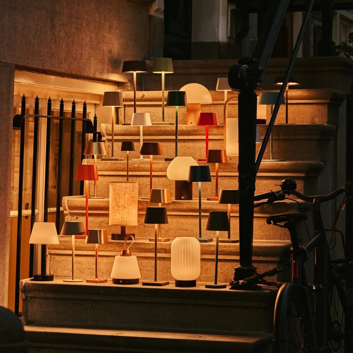 Tavellio - Tessa Mokka Bruin Oplaadbare Wandlamp | Bewegingssensor, 20 lichtmodi Afstandsbediening