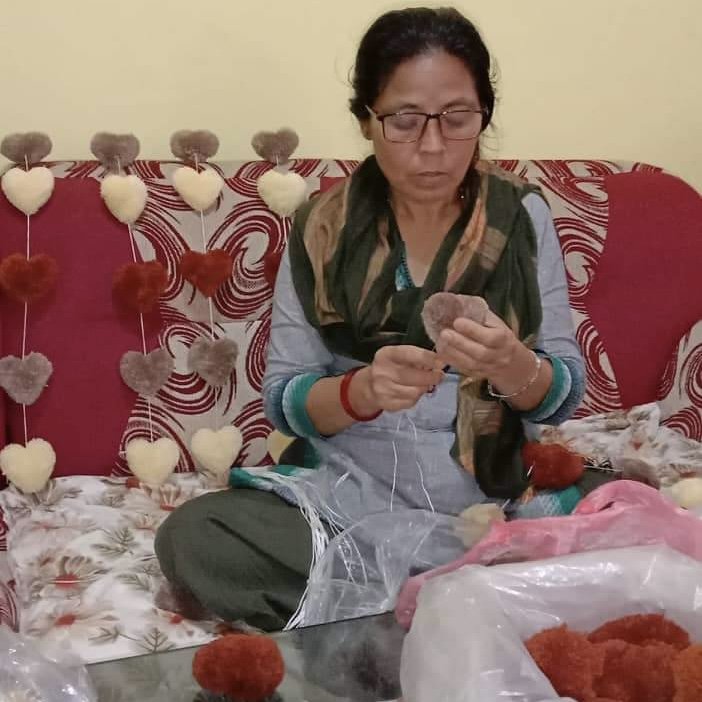 Luna-Leena slinger harten rood & roze - 100% zachte wol - Handgemaakt in Nepal