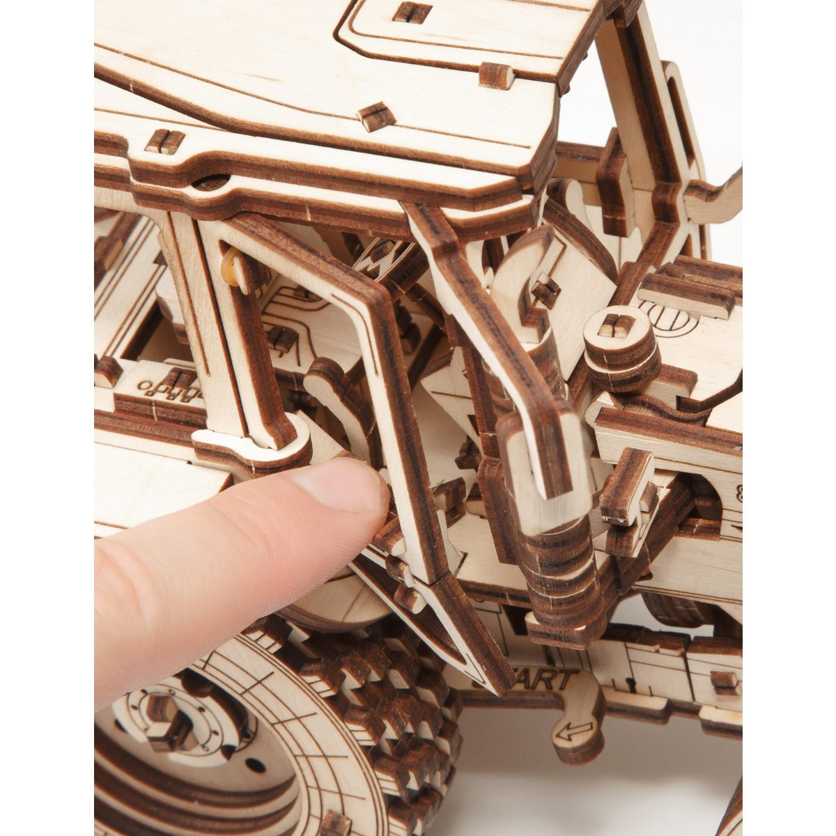 Eco Wood Art (EWA) 3D Mechanische Puzzel, Belarus-82 Tractor