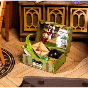 Robotime, DIY Huisje The Magic Study met LED verlichting, DG166, 21x13x19cm