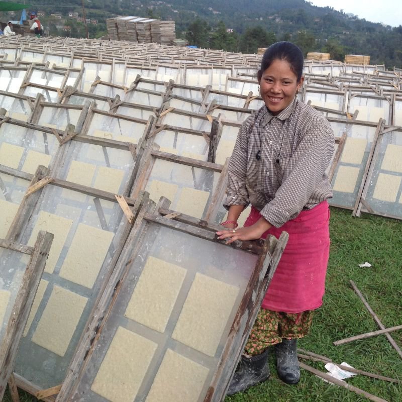 Luna-Leena sterrenslinger - Ecopapier - Goud - Handgemaakt in Nepal