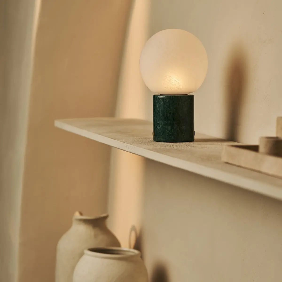 Tavellio - Metsu Groen – Verde Alpi Marmer Oplaadbare Tafellamp | Authentiek, dimbaar en tot 100 uur licht