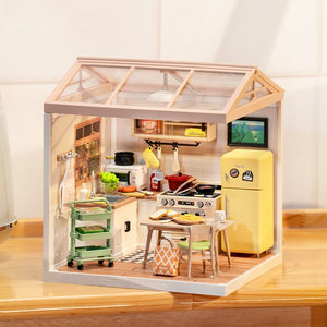Robotime, DIY Huisje Super Creator Happy Meals Kitchen, DW008, 16,3x16,3x15,2cm