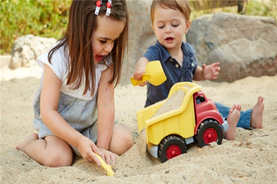 Green Toys - Kiepwagen - Gerycled - Rood of Blauw - www.eco-waar.nl