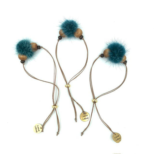 Luna-Leena armband Fluffy Bead Turquoise - één maat volwassen - gemaakt van bestaande kettingen van Nepal