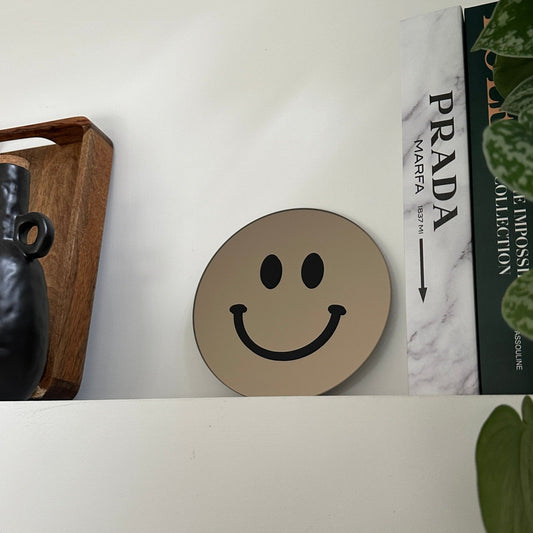 Vrolijkmakende Smiley spiegel Black Smile